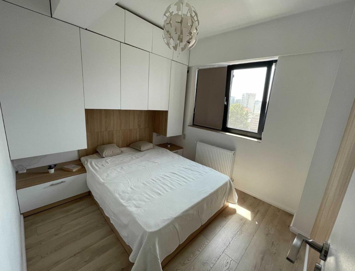 Platinum Luxury Apartment Near Presidential Palace Bukares Bagian luar foto
